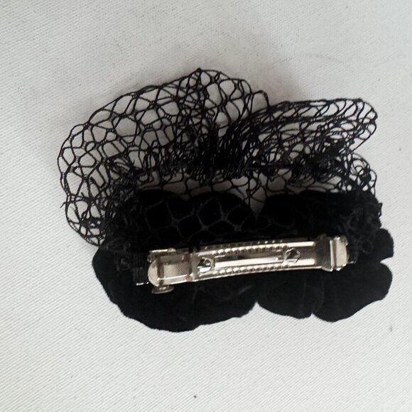 Vintage Black Velvet Floral Mesh Bun Cover Hair Clip - Picture 3 of 3